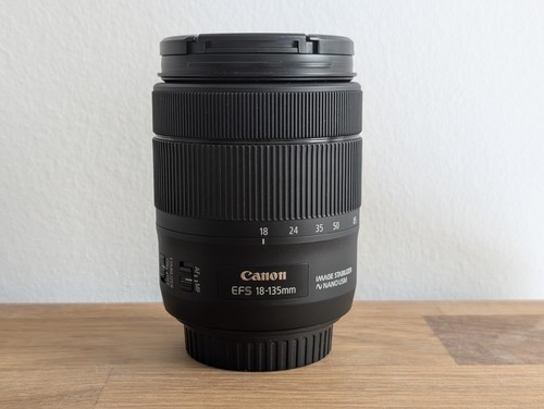 Canon 135mm 5 6 - 18-135mm, f3.5-5.6