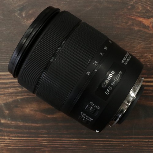 Canon 135mm 5 - ef-s, f3.5-5.6